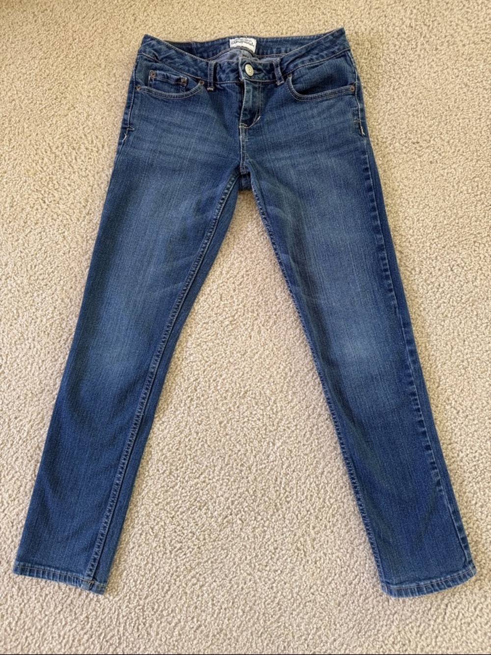 Aeropostale Bayla 5/6 Short Skinny Jeans